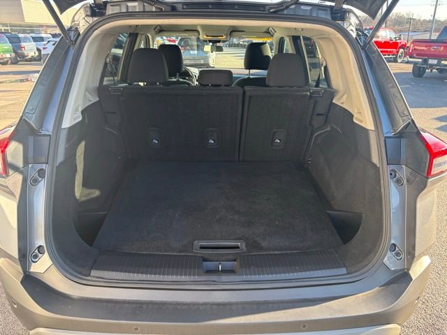 Used 2023 Nissan Rogue S image 24