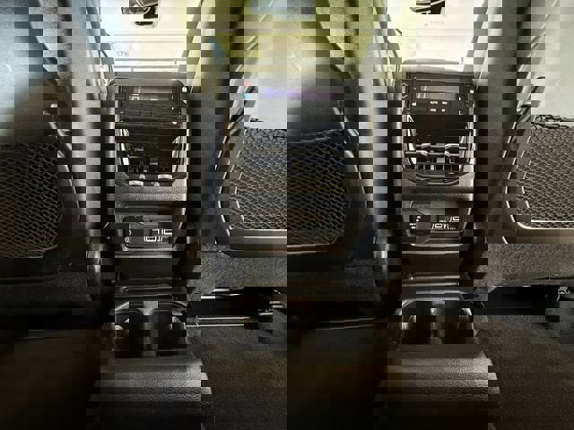 Used 2021 Jeep Grand Cherokee L Limited AWD/4WD image 23