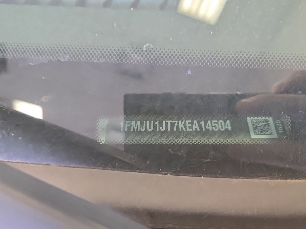 Used 2019 Ford Expedition XLT w/ Equipment Group 202A image 8