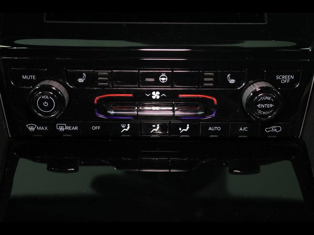 Used 2023 Jeep Grand Cherokee Altitude image 15