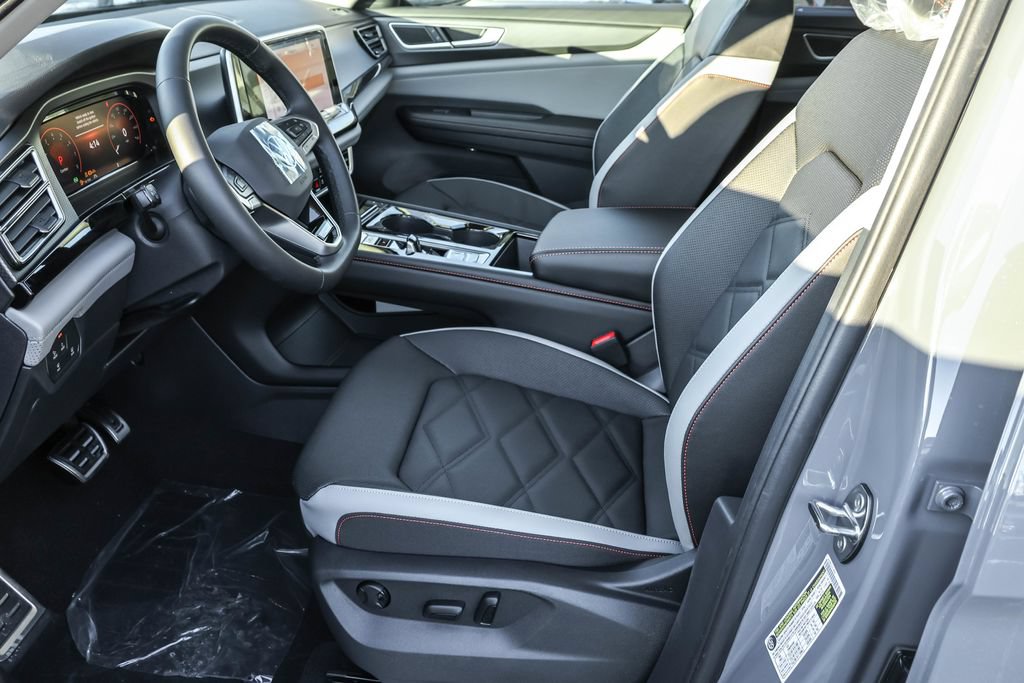 New 2026 Volkswagen Atlas Peak Edition AWD/4WD image 22