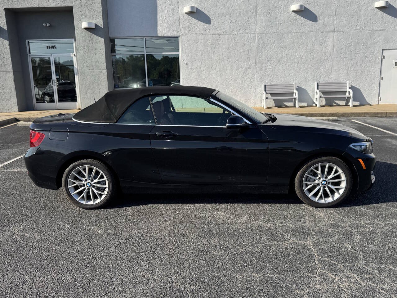 Used 2016 BMW 228i Convertible RWD image 4