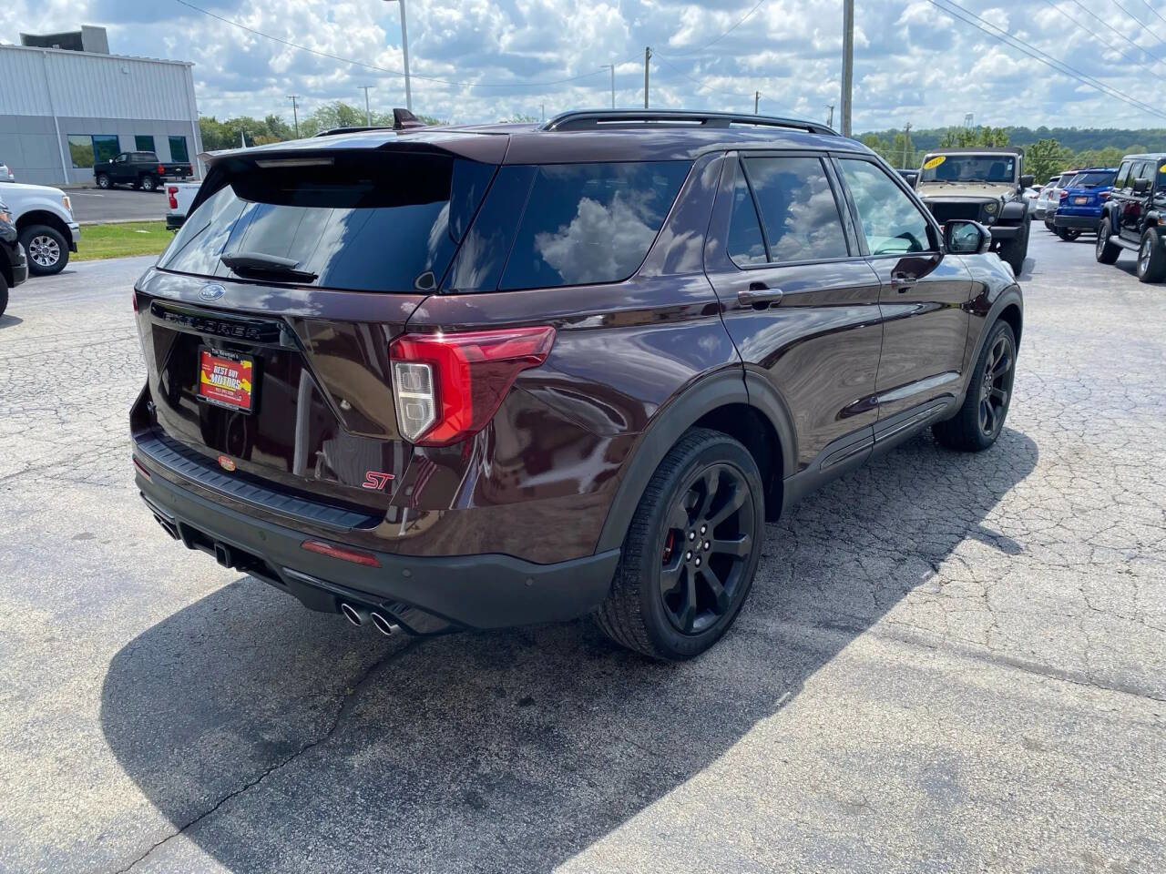 Used 2020 Ford Explorer ST w/ ST Street Pack image 7