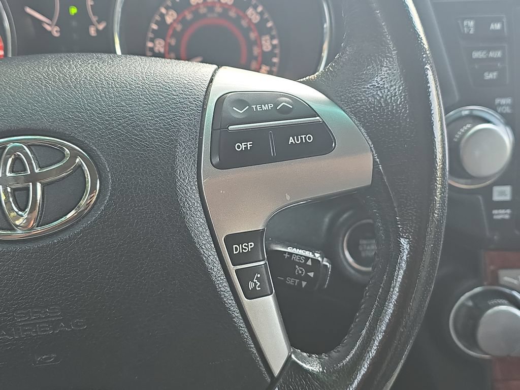 Used 2012 Toyota Highlander Limited w/ Tow Pkg AWD/4WD image 22