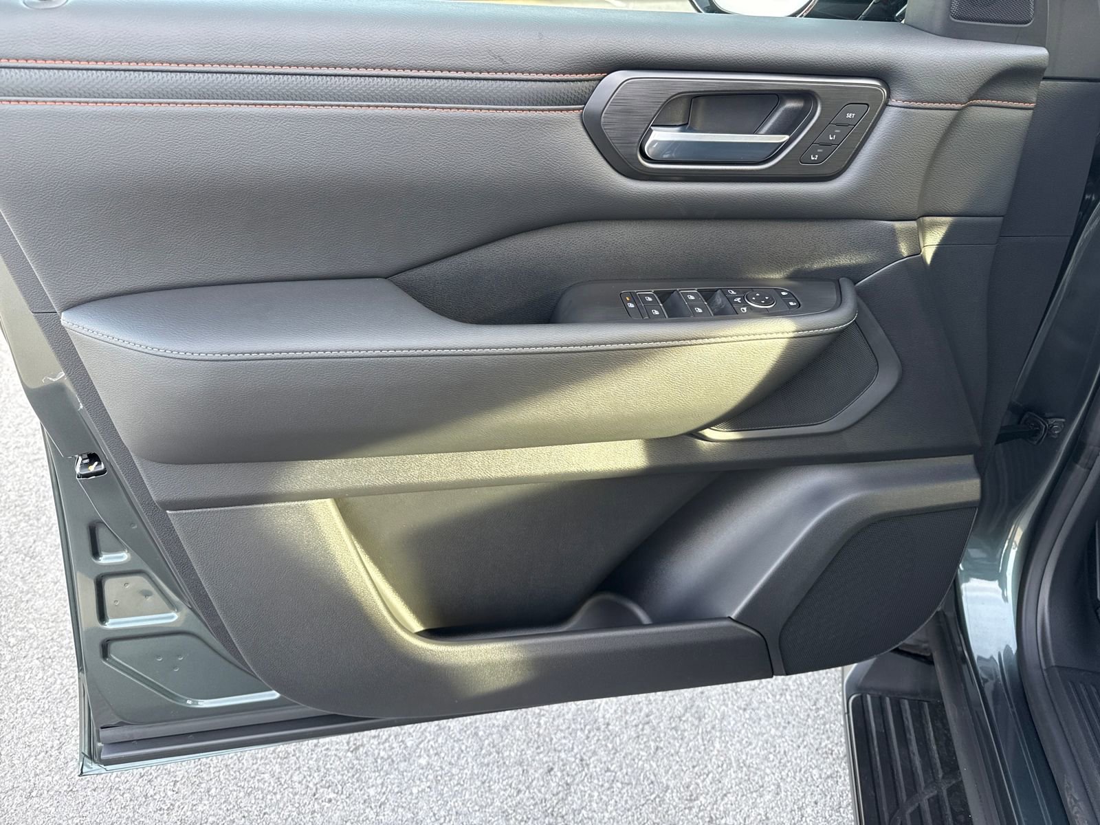 New 2026 Nissan Armada PRO-4X w/ Captain's Chari Seat Package image 12