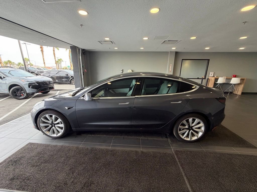 Used 2020 Tesla Model 3 Long Range image 8