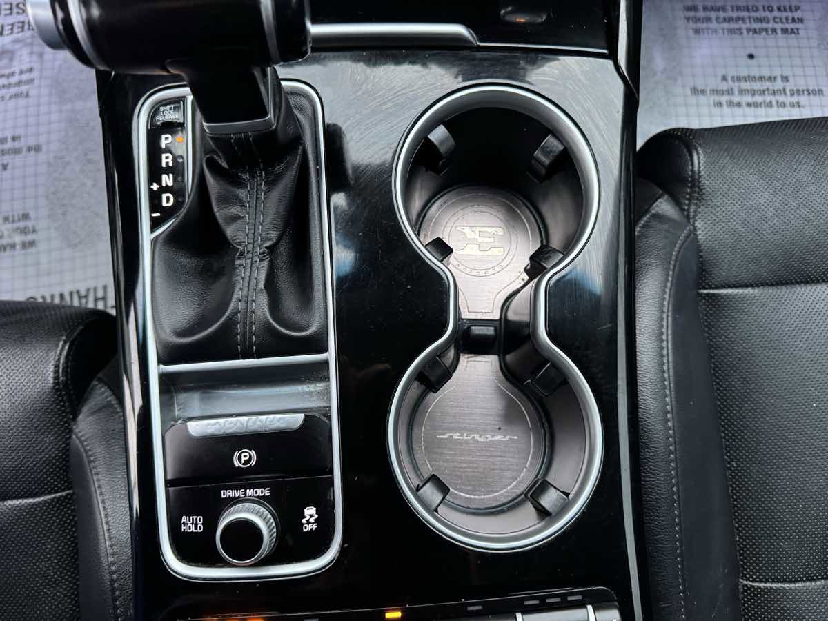 Used 2018 Kia Stinger Premium image 19