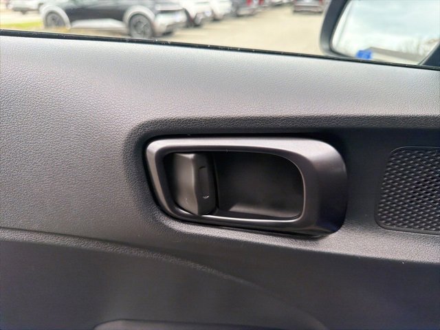 Certified 2022 Hyundai Venue Limited w/ Cargo Package image 15