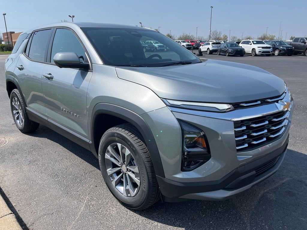 New 2026 Chevrolet Equinox LT image 2