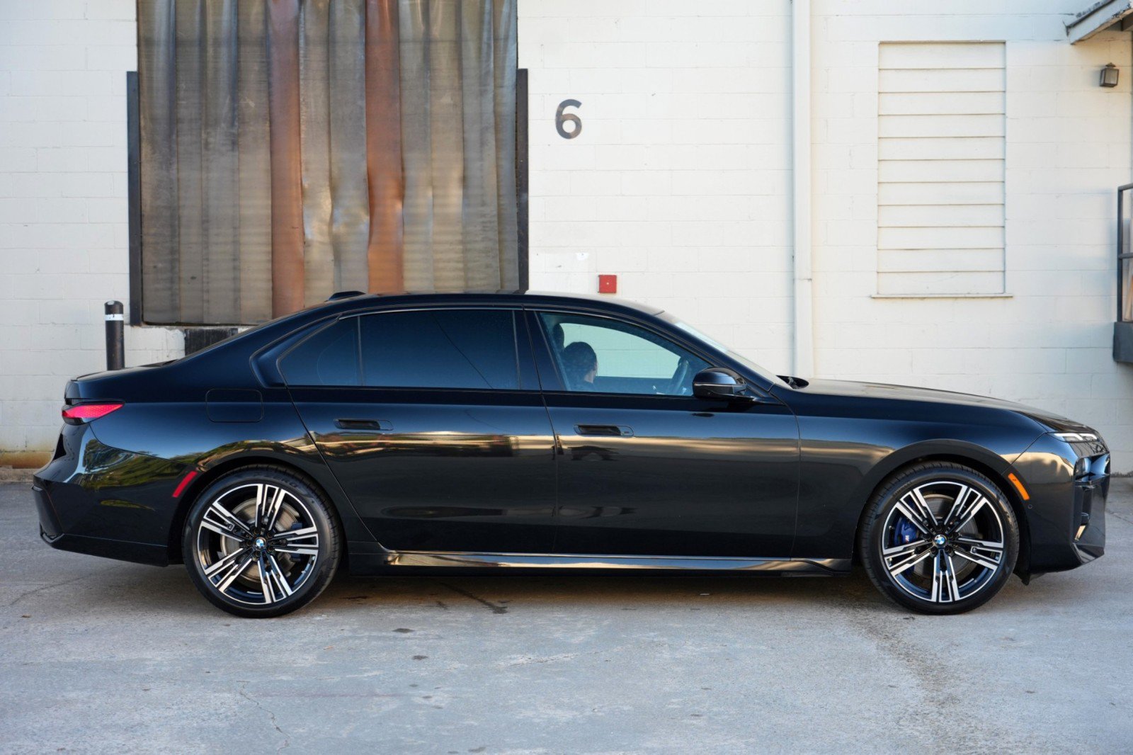 Used 2023 BMW 740i RWD image 64