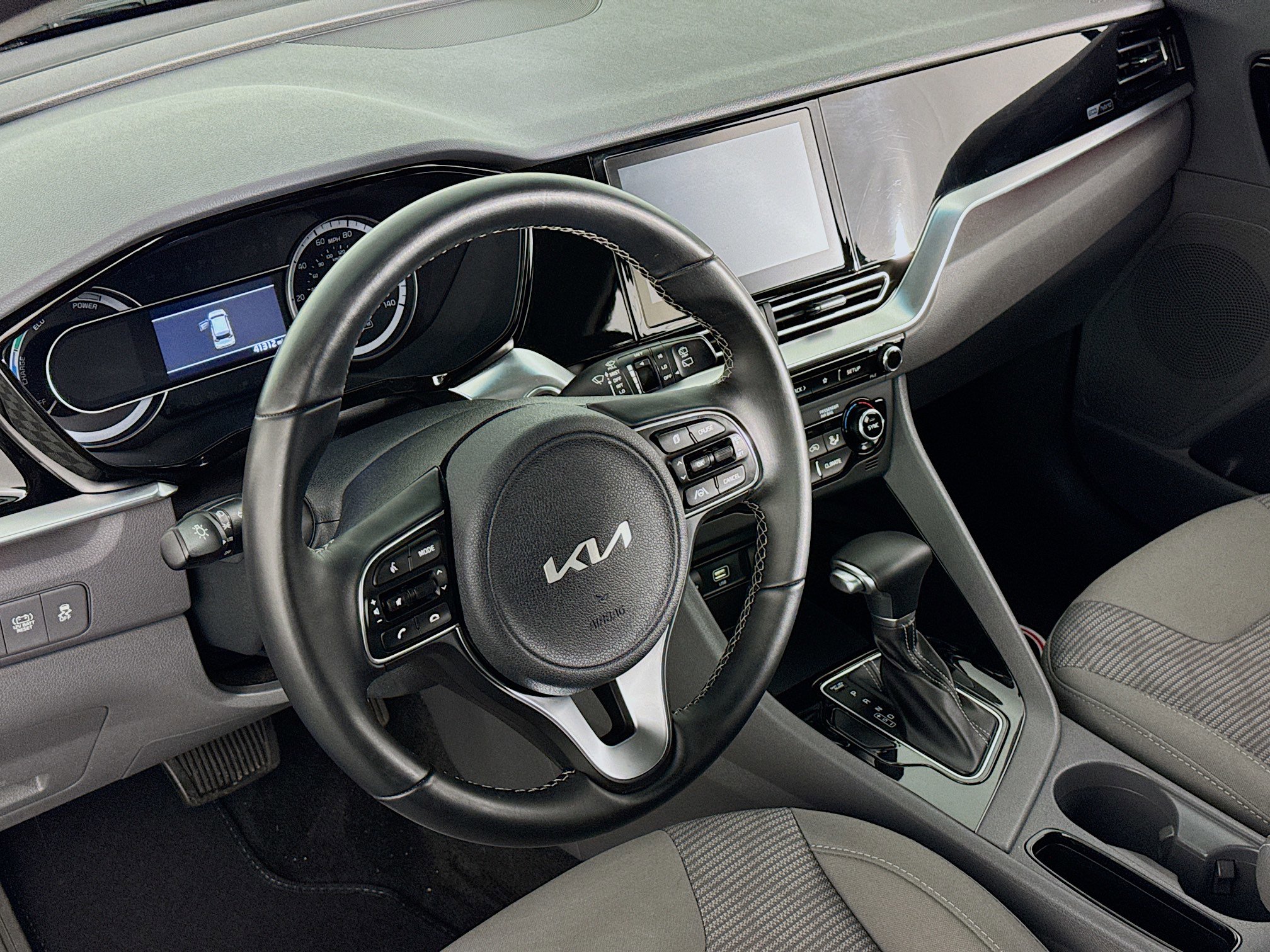 Used 2022 Kia Niro LXS image 15