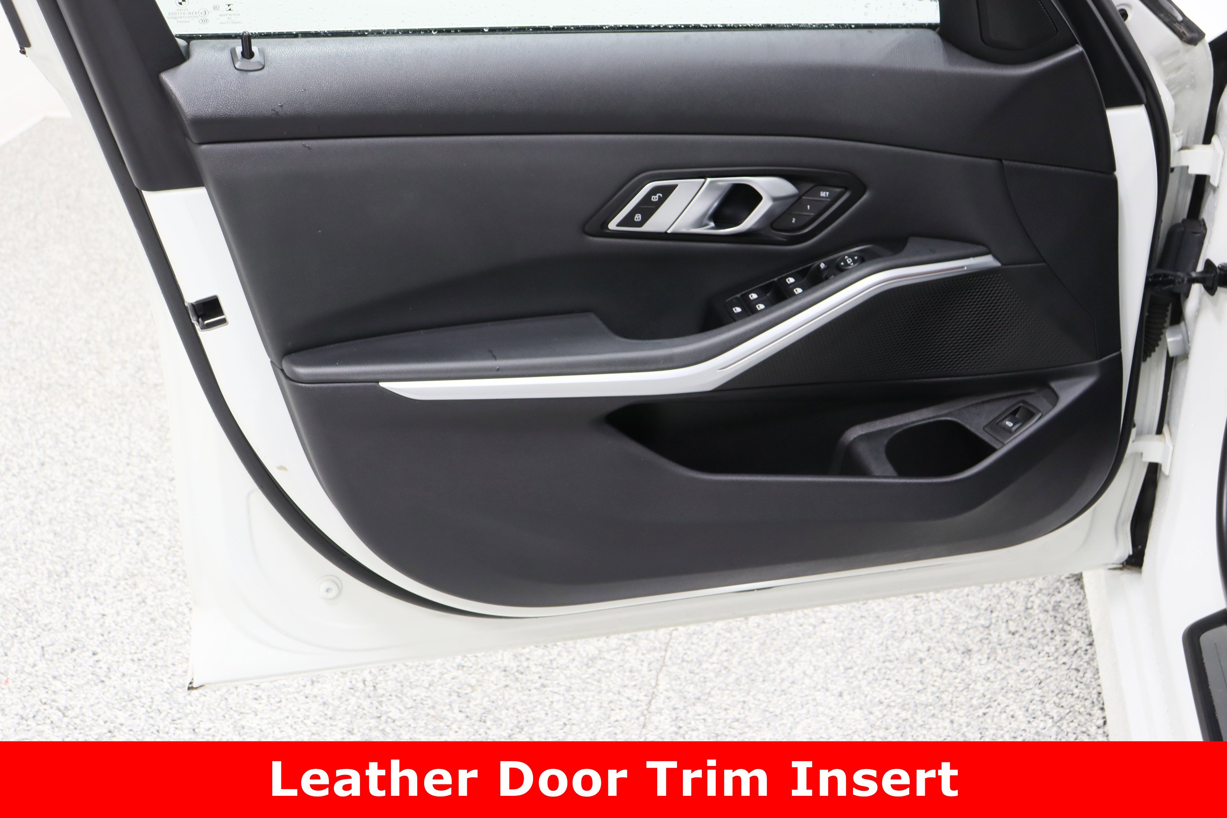 Used 2020 BMW 330i Sedan w/ Premium Package image 12