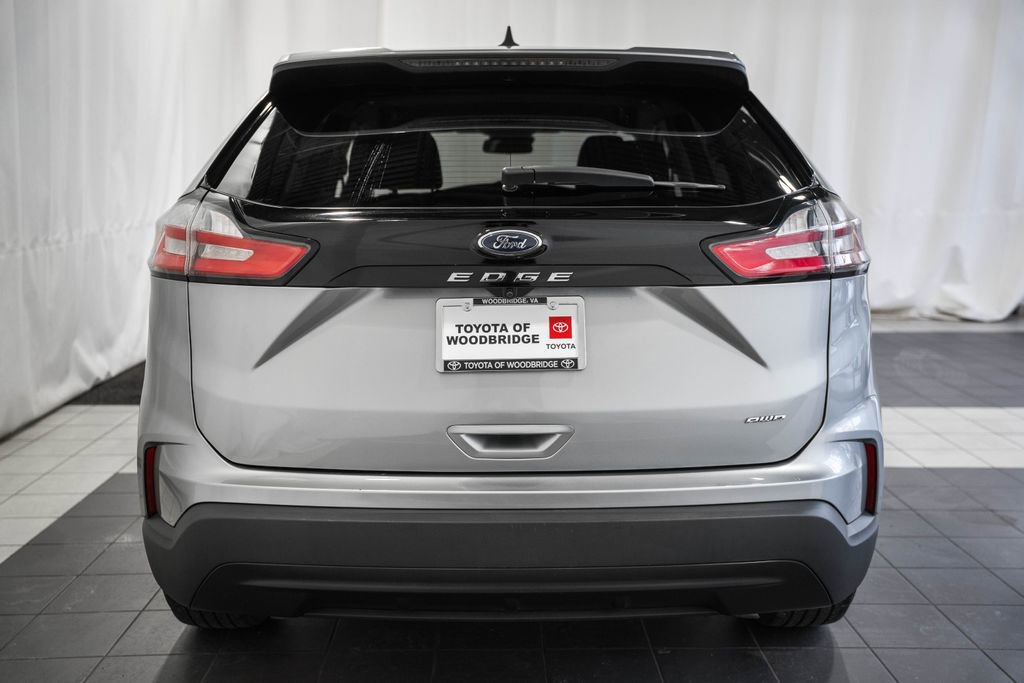 Used 2022 Ford Edge SE image 5
