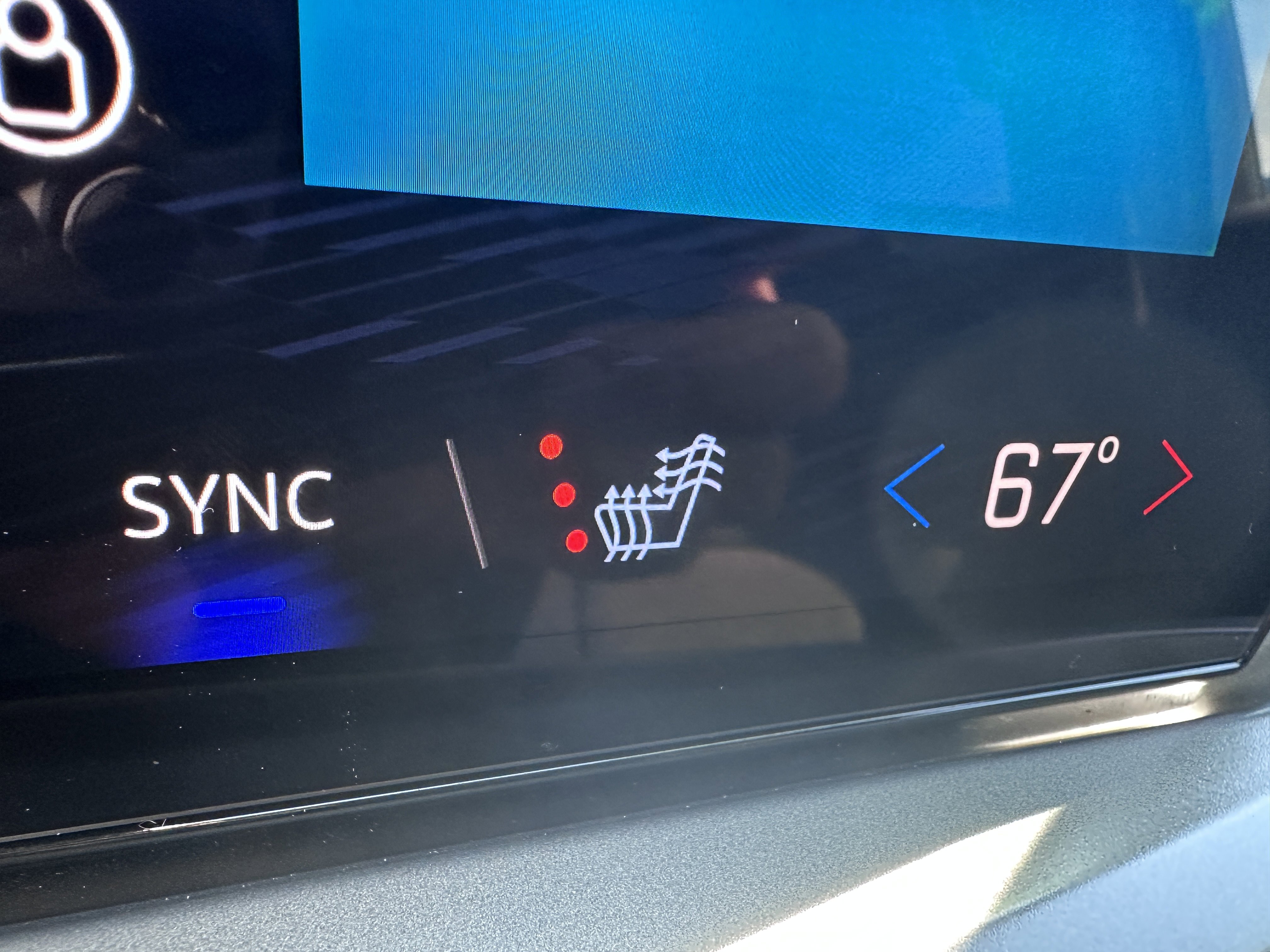 Used 2025 Chevrolet Traverse LT image 19