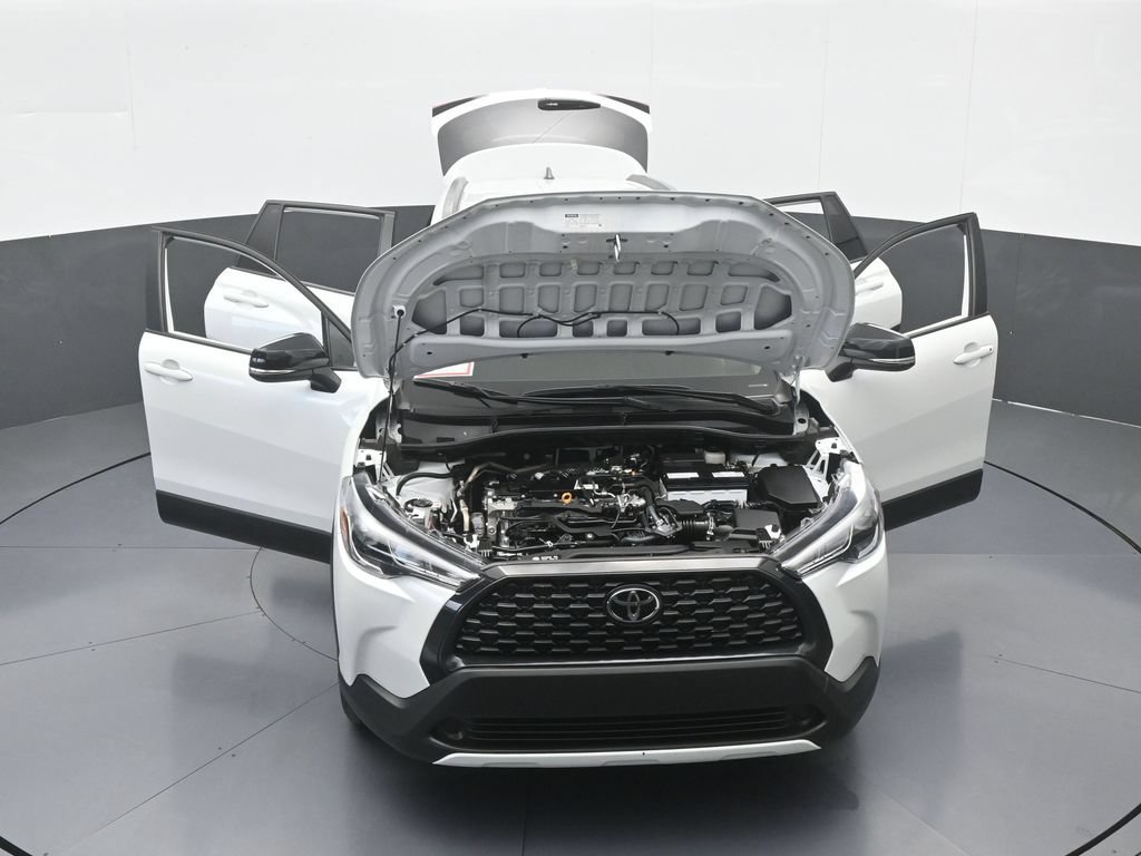 Used 2025 Toyota Corolla Cross LE FWD image 67