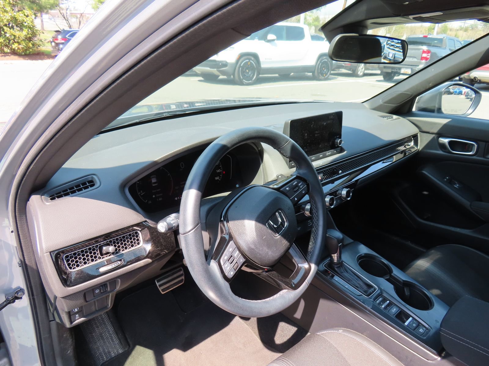 Used 2023 Honda Civic Sport image 16