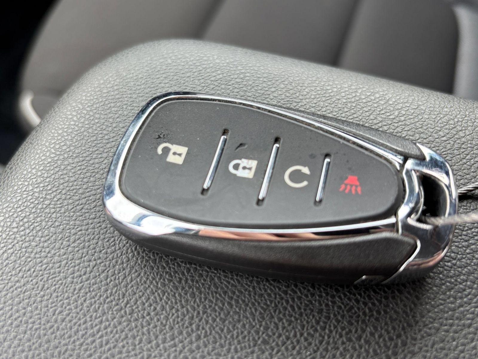 Used 2025 Chevrolet TrailBlazer LT FWD image 22