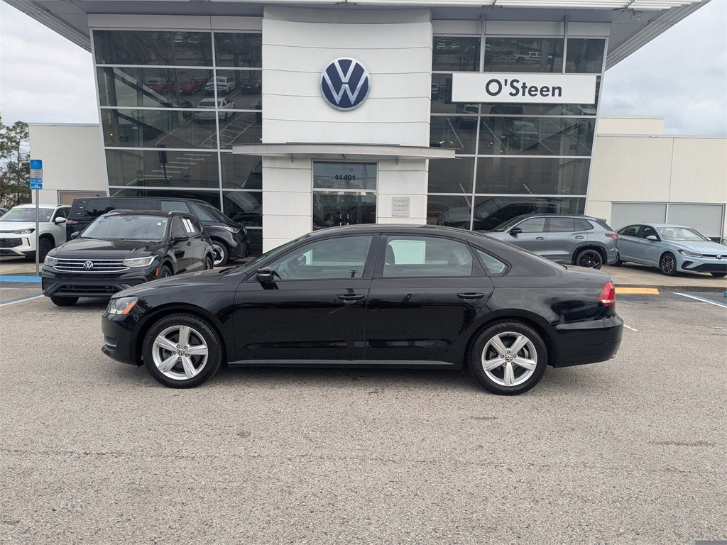 Used 2015 Volkswagen Passat 1.8T Limited Edition image 4