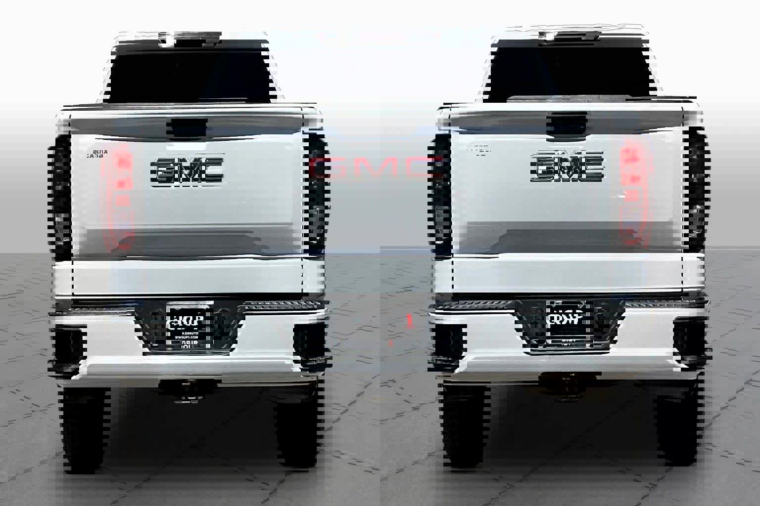 Used 2021 GMC Sierra 1500 Elevation RWD image 5