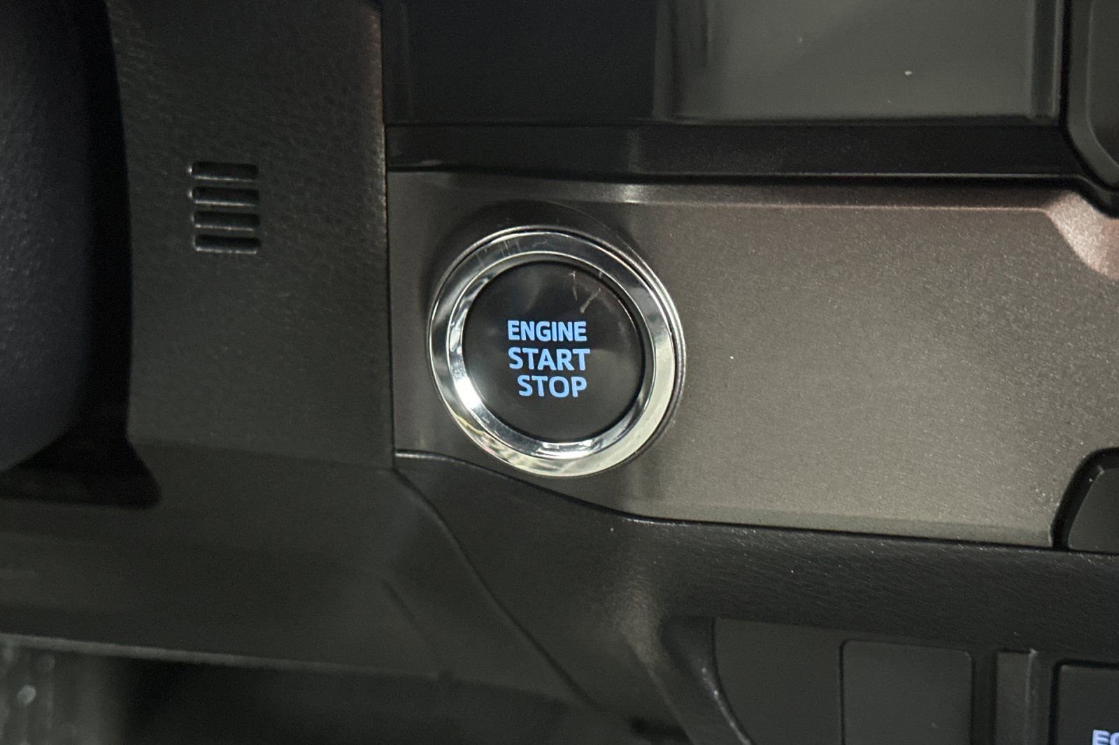 Used 2023 Toyota Tacoma TRD Sport image 23