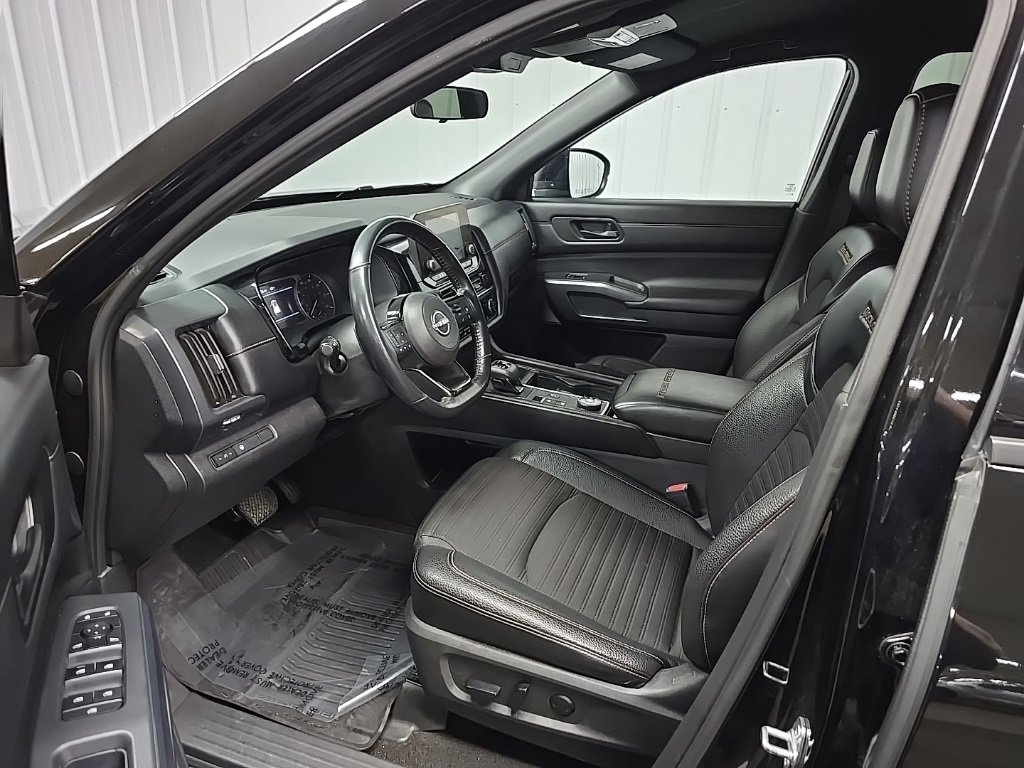 Used 2023 Nissan Pathfinder Rock Creek image 28