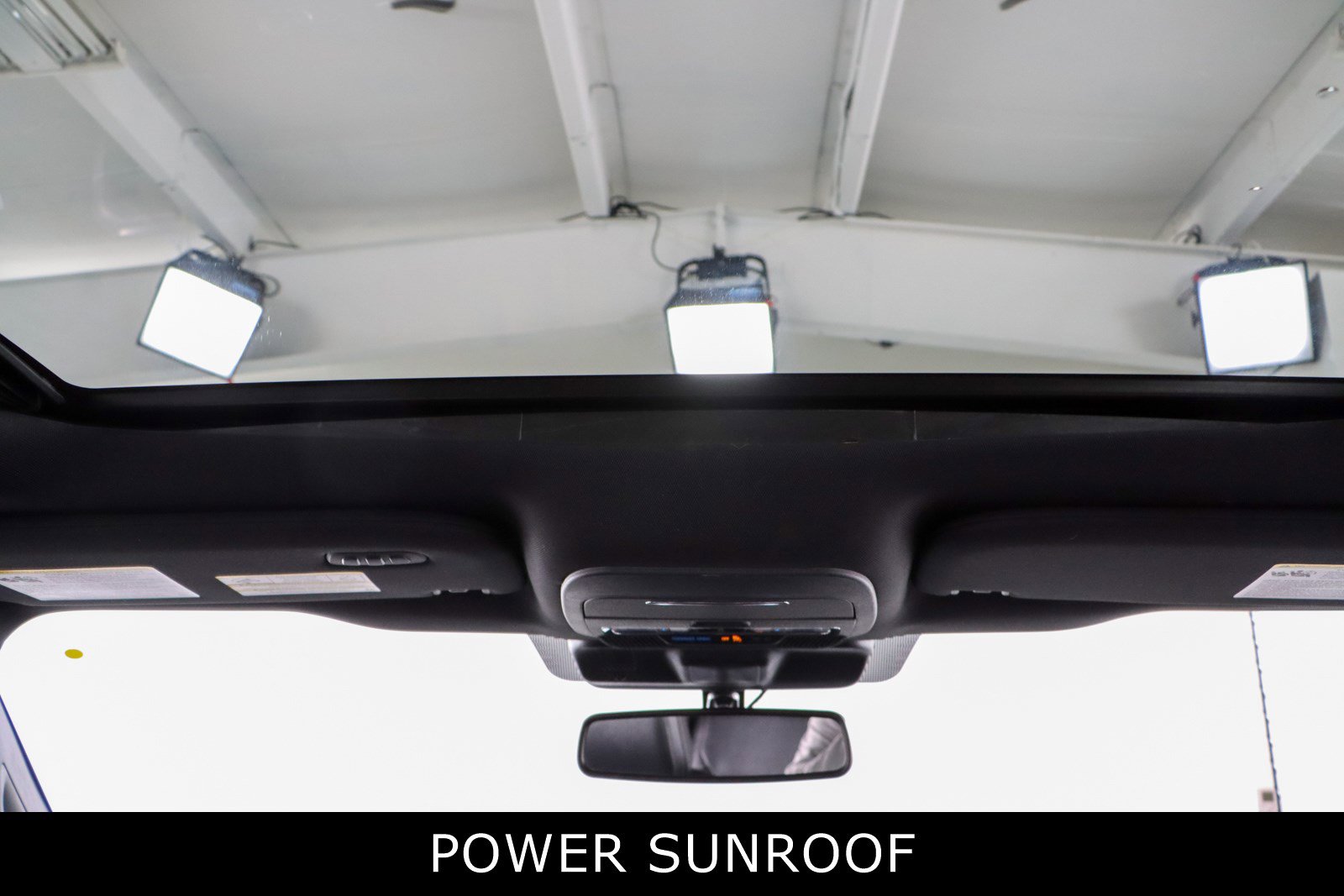 Used 2022 Ford F150 Lariat w/ Equipment Group 502A High image 24