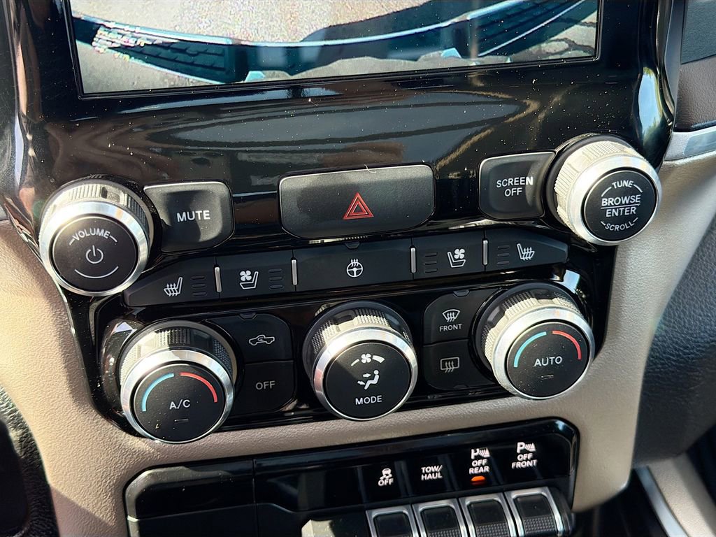 Used 2019 RAM 1500 Laramie image 33