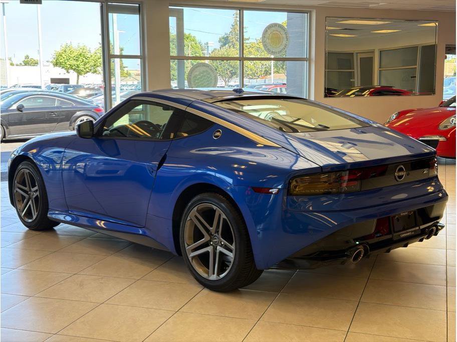 Used 2025 Nissan Z Sport w/ Floor Mat Package RWD image 7