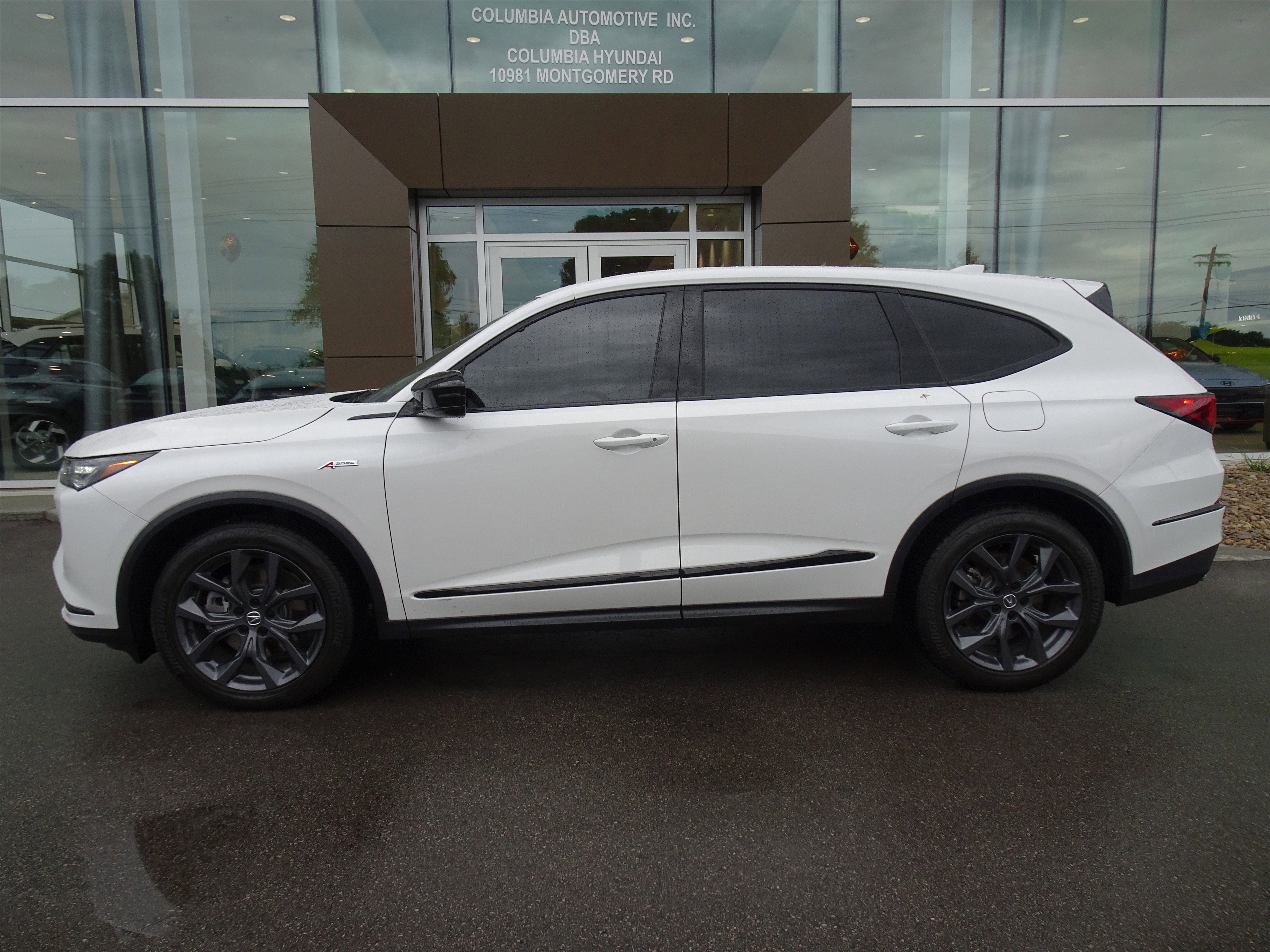 Used 2024 Acura MDX A-Spec image 2