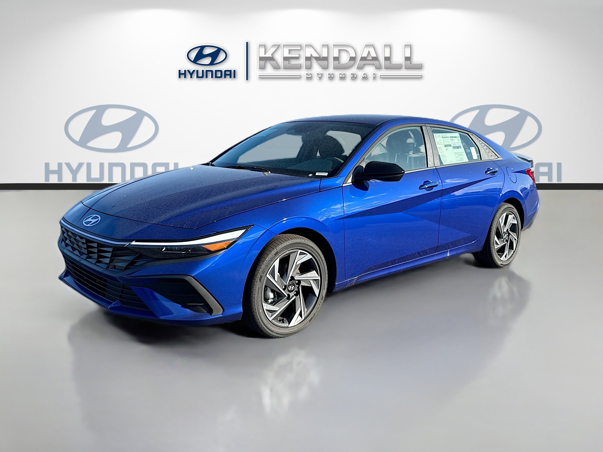 New 2025 Hyundai Elantra SEL image 3