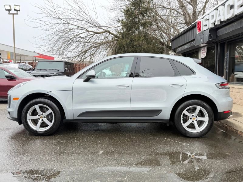 Used 2021 Porsche Macan AWD/4WD image 6