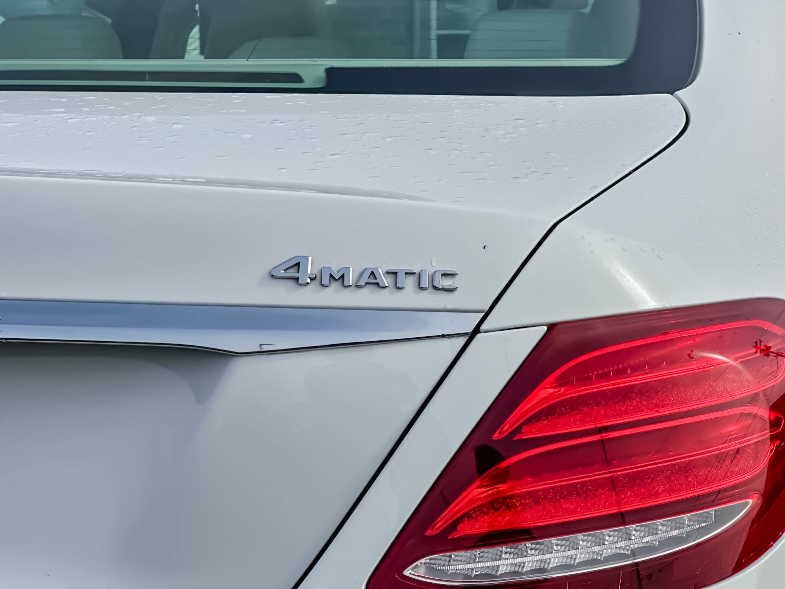 Used 2018 Mercedes-Benz E 300 4MATIC image 26