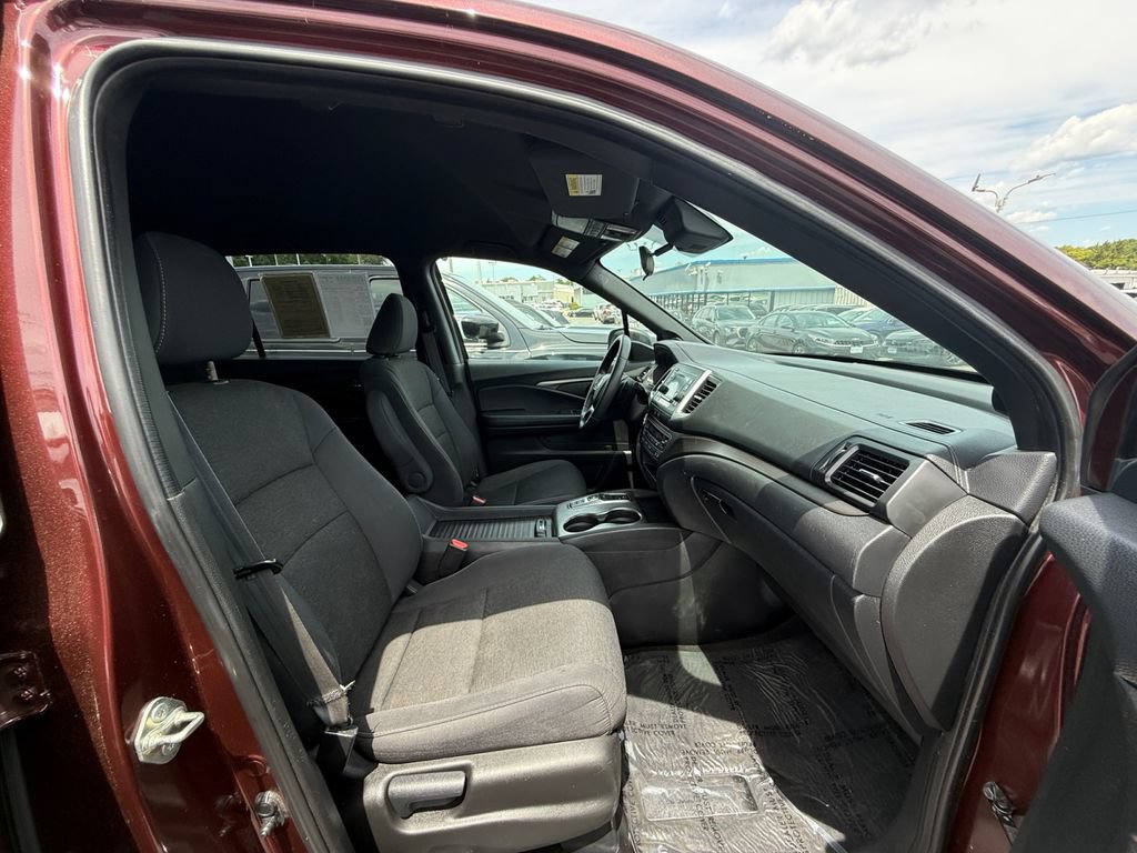 Used 2019 Honda Passport Sport image 24