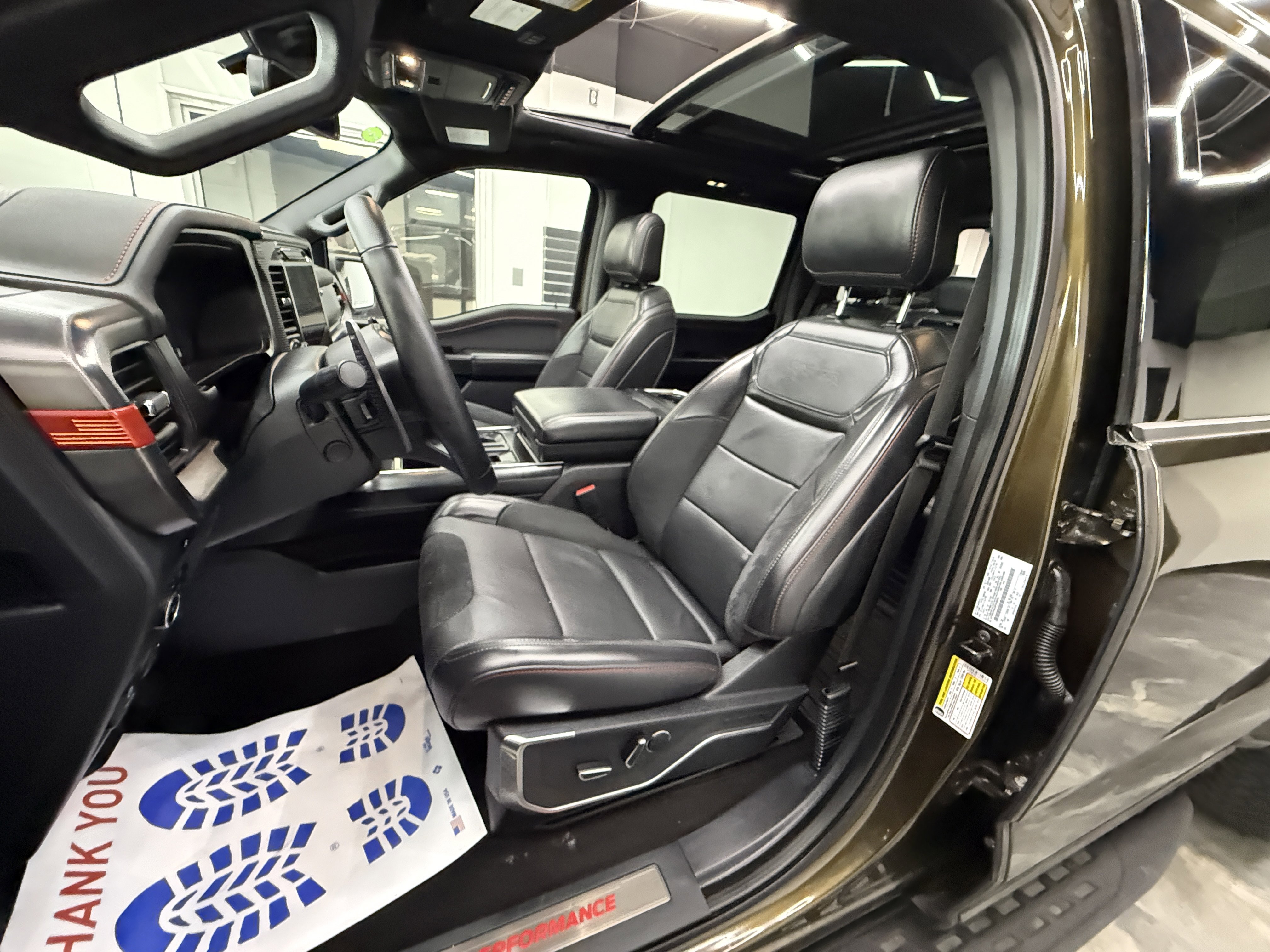 Used 2025 Ford F150 Raptor AWD/4WD image 16