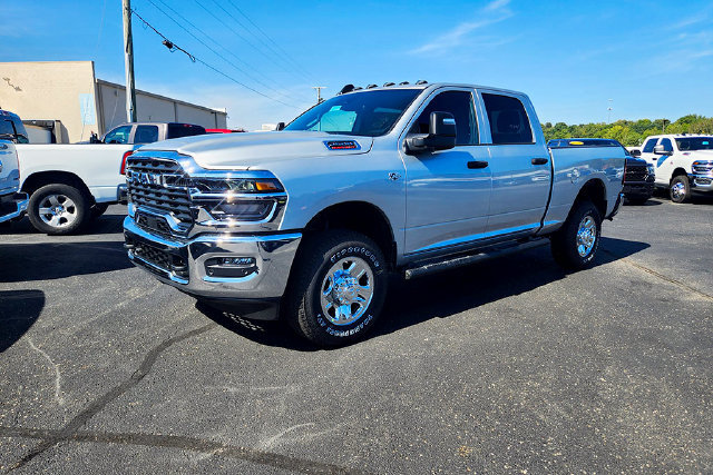 New 2027 RAM 2500 Tradesman AWD/4WD image 3