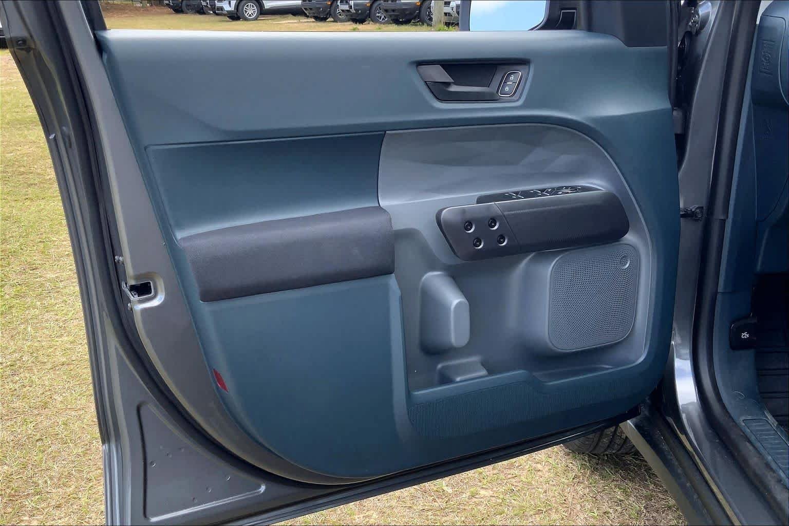 New 2026 Ford Maverick XL FWD image 10