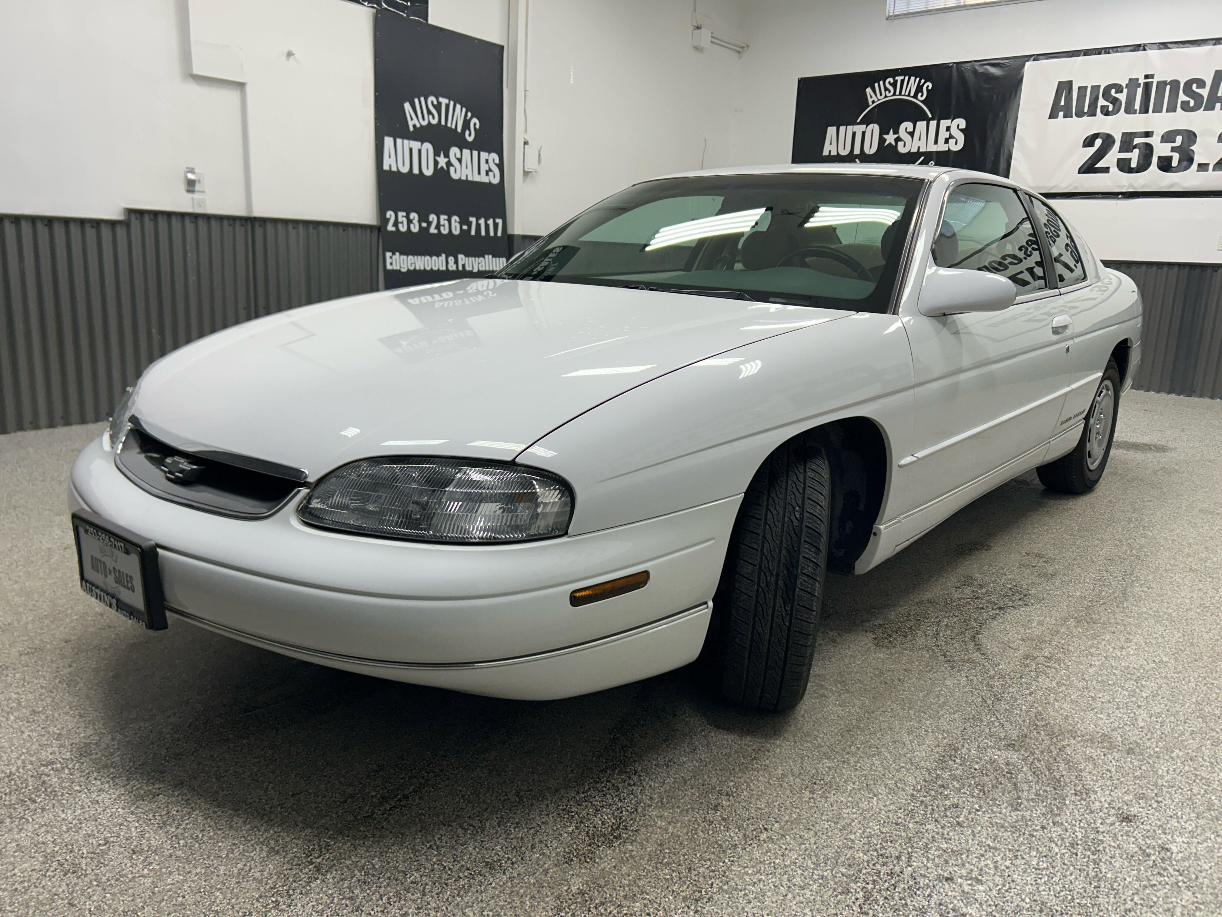 Used 1997 Chevrolet Monte Carlo LS image 3