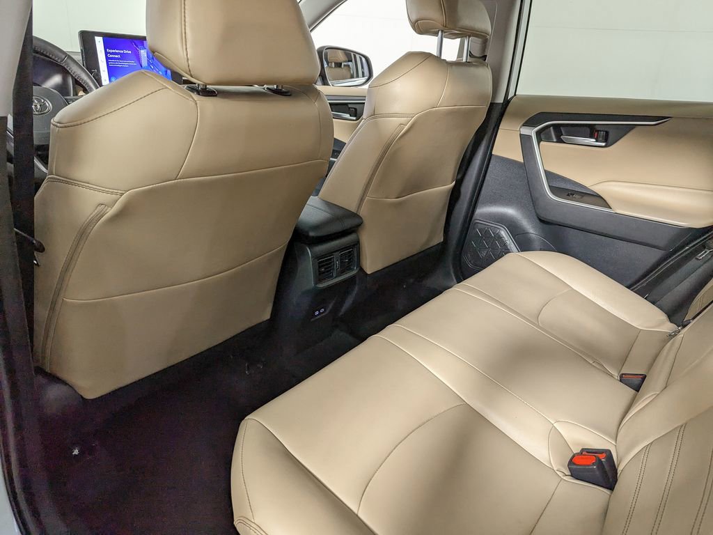 Used 2023 Toyota RAV4 XLE Premium image 48