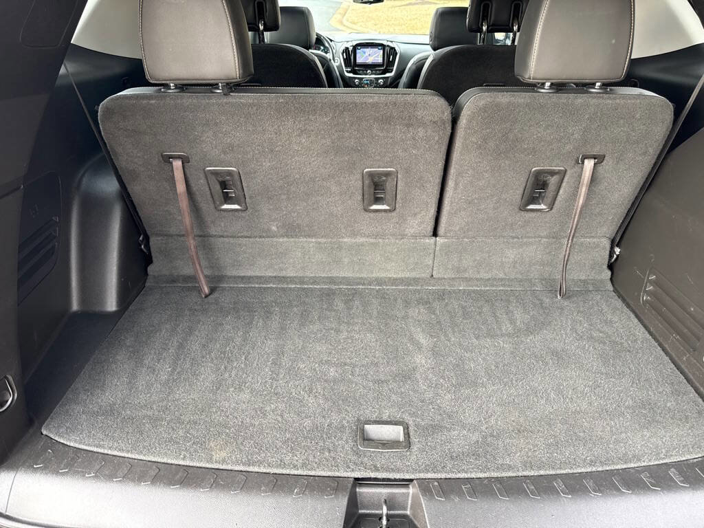 Used 2018 Chevrolet Traverse Premier w/ Driver Confidence II Package FWD image 14