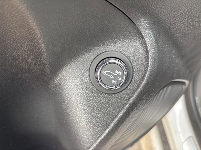 Used 2023 Buick Encore GX Select w/ Experience Buick Package image 17