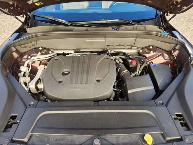 New 2026 Volvo XC90 B5 Core w/ Protection Package AWD/4WD image 17