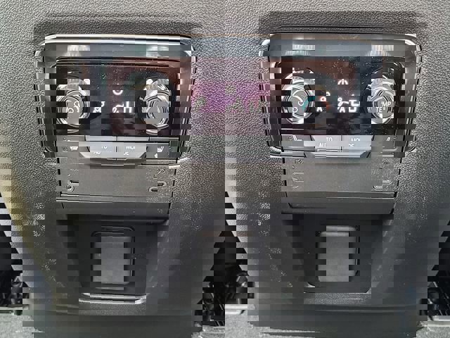 New 2025 Chevrolet Suburban High Country image 20