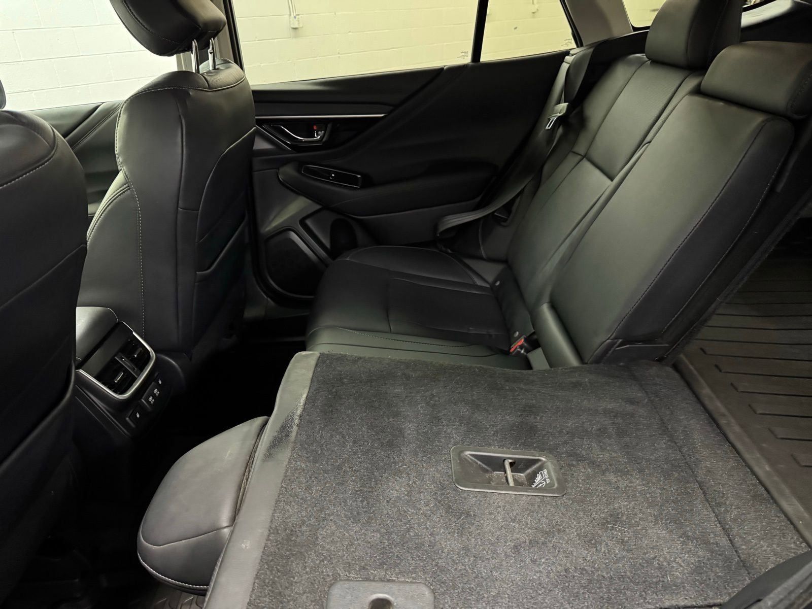 Used 2021 Subaru Outback Limited image 26