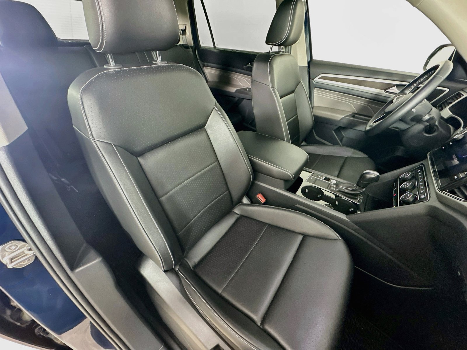 Used 2022 Volkswagen Atlas SE FWD image 45