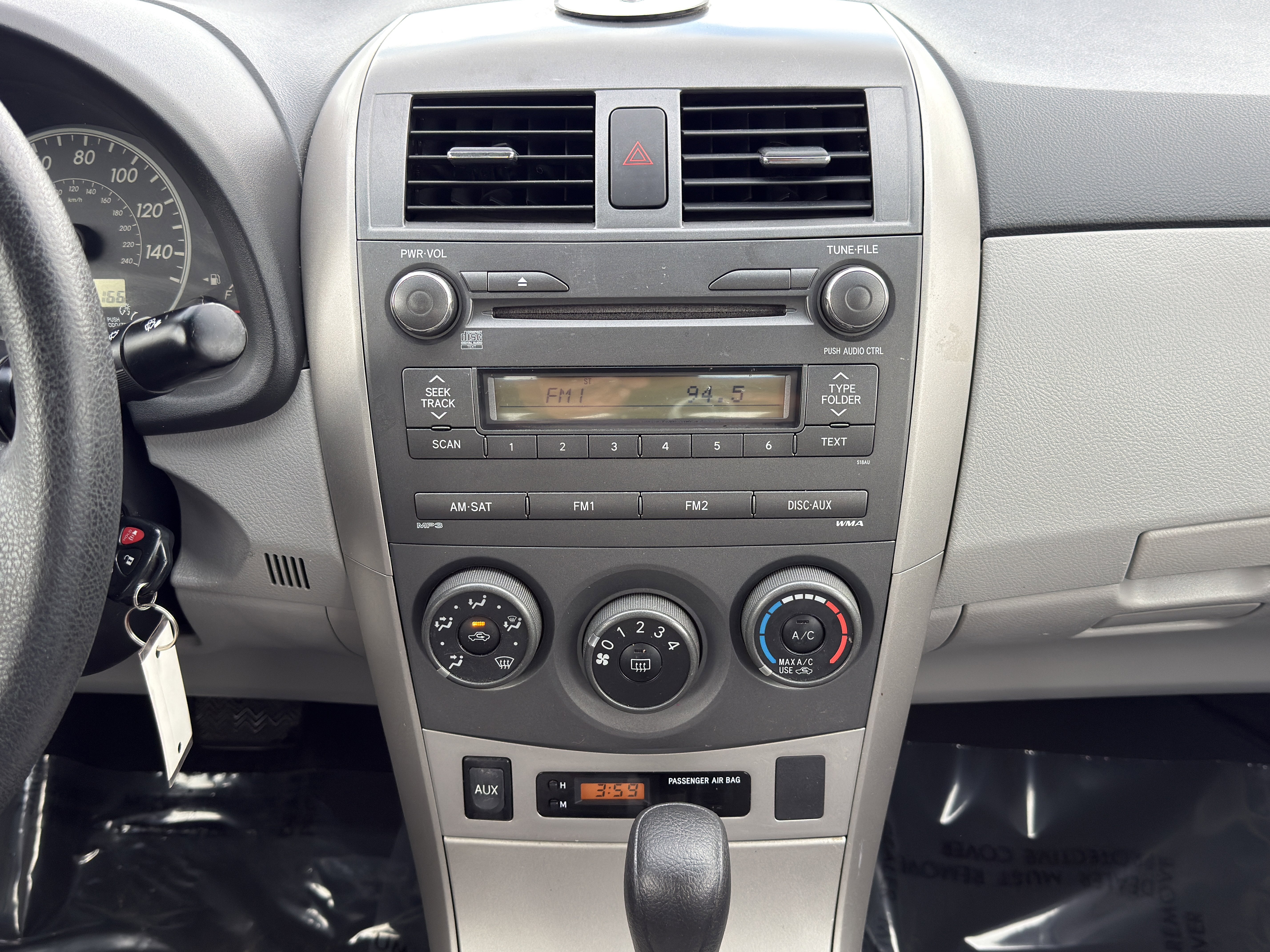 Used 2011 Toyota Corolla LE image 16