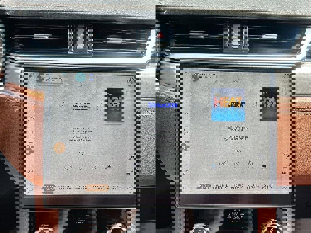 New 2026 Jaguar F-PACE R-Dynamic S image 23