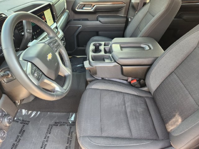 Used 2024 Chevrolet Silverado 1500 LT RWD image 4