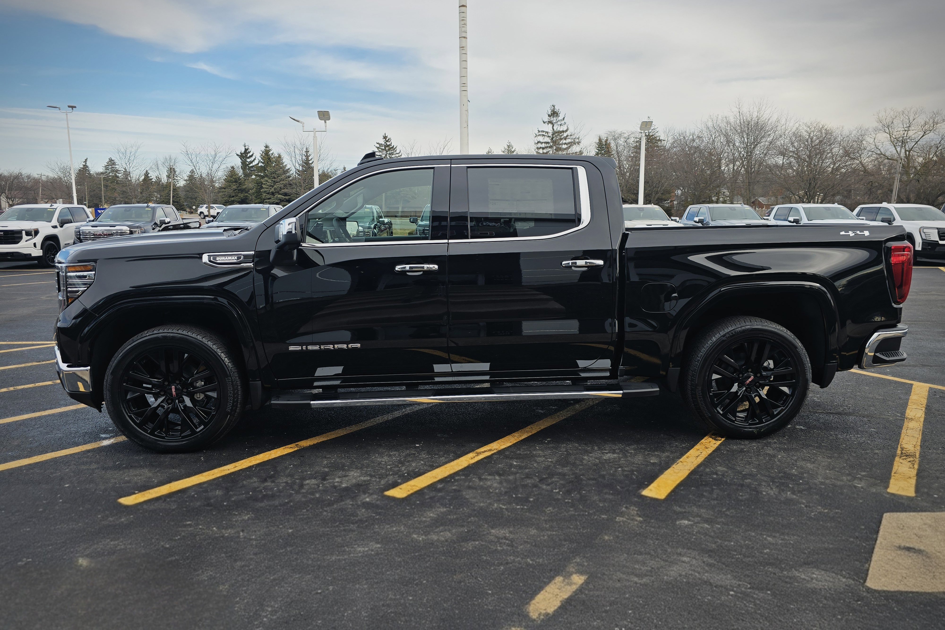 New 2026 GMC Sierra 1500 SLT w/ SLT Premium Plus Package image 5