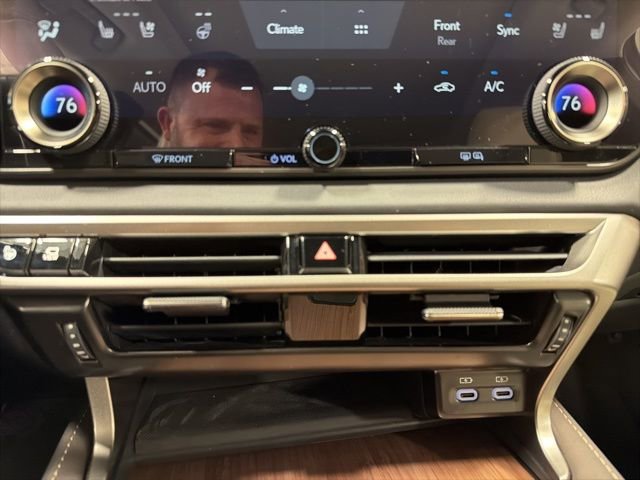 Used 2023 Lexus RX 350 AWD w/ Accessory Package (Z1) image 22