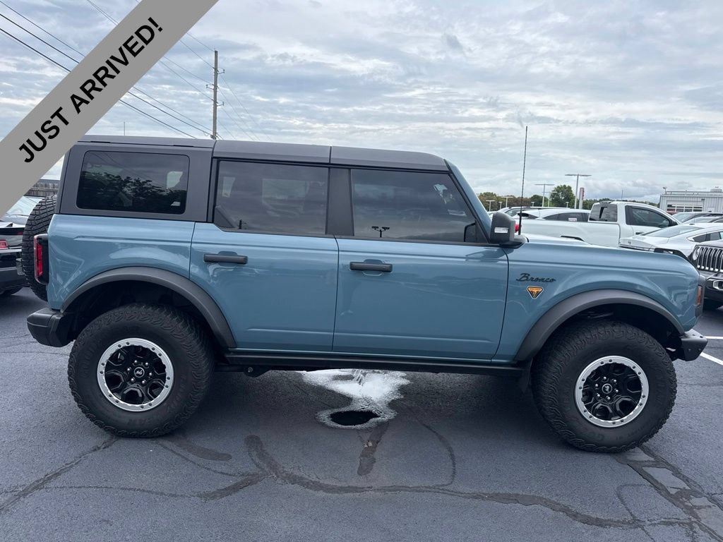 Used 2022 Ford Bronco Badlands w/ Sasquatch Package AWD/4WD image 4